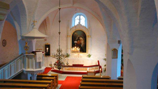 Inside Pertteli Church 