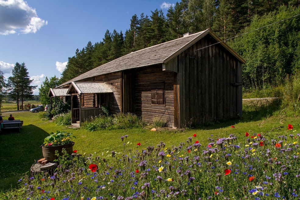 Trömperi Kestikievari inn building