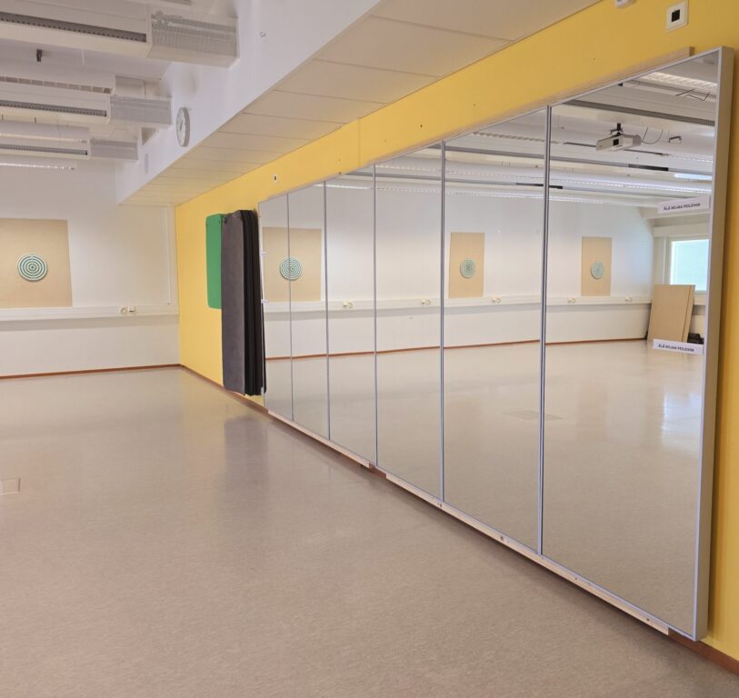 Liikuntatila Ylhäistentiellä